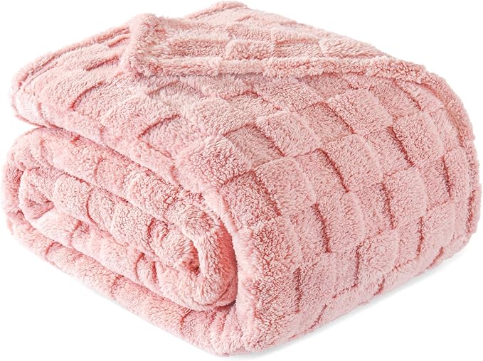 Exclusivo Mezcla 3D Checkered Fleece Twin Blanket for Bed, Pink | Super Soft and Cozy Fluffy Bed Blanket, Cute Fuzzy Blanket for Teens Back to School, Dorm Essentials, All Season, 60"x80"