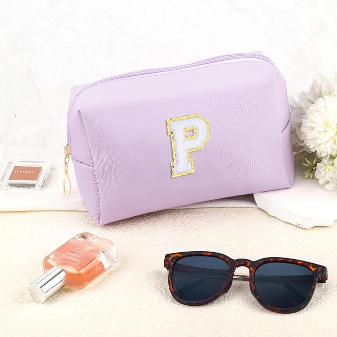 URSKYTOUS Gifts for Girls Initial Makeup Bag Personalized Cosmetic Bag with Zipper Cute Travel Toiletry Bag Waterproof PU Preppy Makeup Pouch Birthday Gift for Teen Girls Women(Purple P)