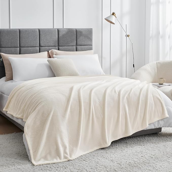 Hansleep Twin Beige Fleece Blanket, Soft Flannel Bed Blanket | Fuzzy Cozy Blanket 60x80 Inches, Multi-use for Bed, Sofa, Couch, Travel, Camping, All Season Warm Lightweight Cover