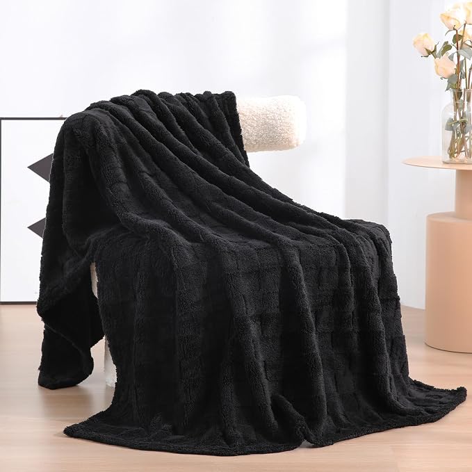 Black Fleece Throw Blanket 50”×70”Checkered Design for Couch Sofa | Super Soft Cozy Plush Microfiber 3D Square Pattern Flannel Blanket for Bed Lightweight for Adults,Women