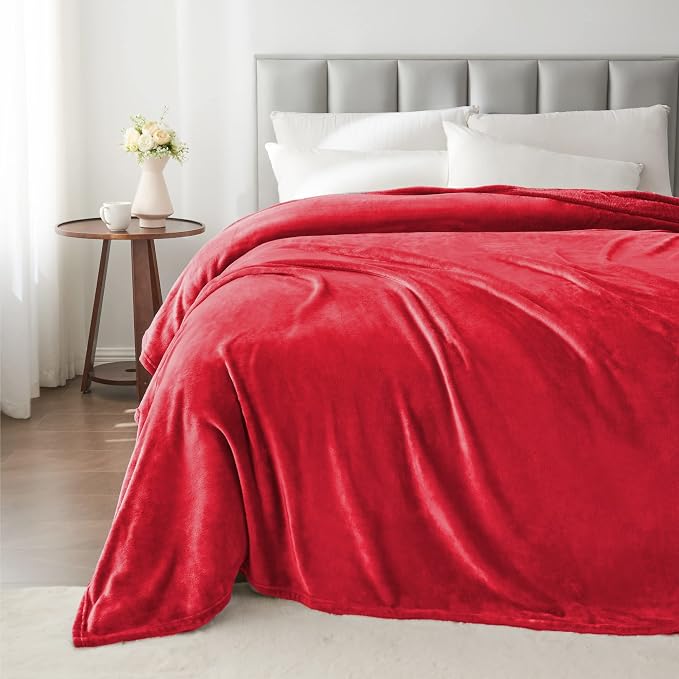 BEDELITE Fleece Blanket Soft Plush Twin Size Blanket Red 60"x80" | Ultra Soft Fleece, Plush Microfiber, Lightweight Warmth, All Season Comfort, Fade Resistant, Machine Washable, Couch Sofa Bed