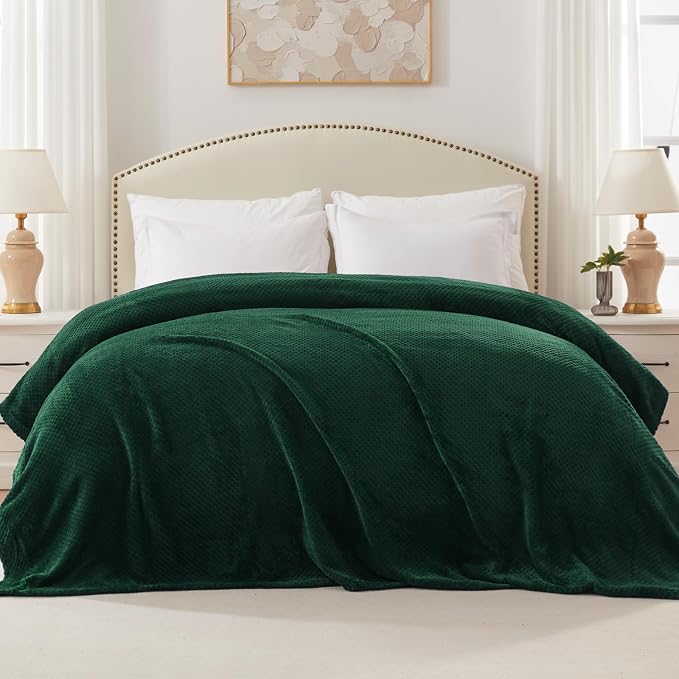 Exclusivo Mezcla Soft Waffle Fleece Bed Blanket King Size, Green | Lightweight Plush Blanket for Bed, Bedroom, Cozy Flannel with Waffle Texture, Stylish Home Decor, All Season, 104x90 Inches