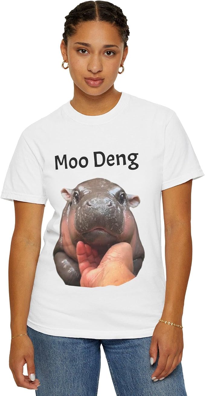 YOUNG GREEN Moo Deng Cute Sweatshirt Moo Deng Bouncy Pig T-Shirt The Cute Baby Hippo Sweatshirt Gift For Womens