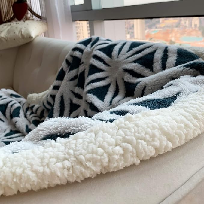 LOMAO Sherpa Fleece Blanket Gifts for Mom Dad Cozy Soft Throw Blanket for Women Men Birthday Gifts Dual Sided Couch Sofa Bed Blanket (Navy, 90''x90'')