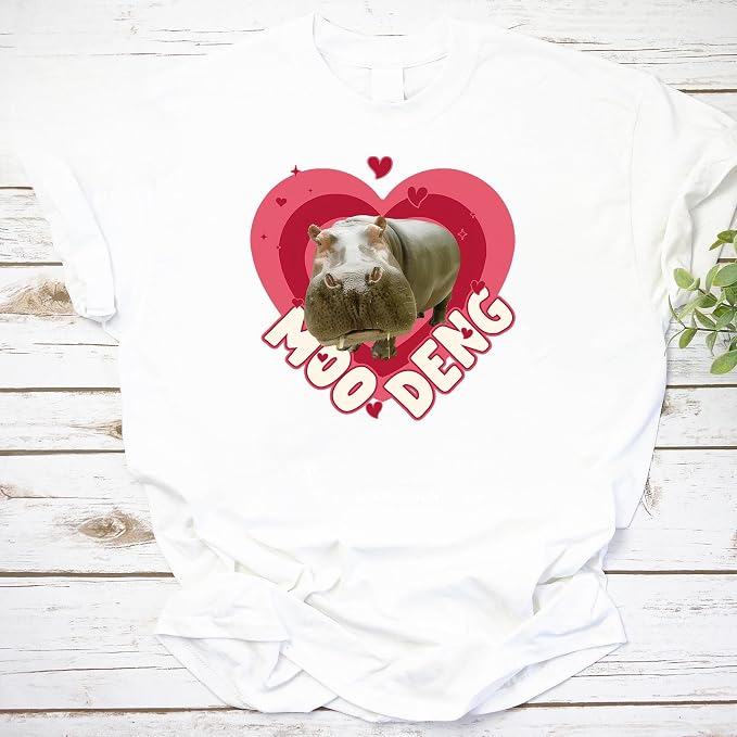 YOUNG GREEN Moo Deng Cute Sweatshirt Moo Deng Bouncy Pig T-Shirt The Cute Baby Hippo Sweatshirt Gift For Womens