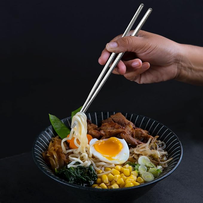 IQCWOOD 304 Stainless Steel Chopsticks, 5 Pairs, Silver | Chopsticks Lightweight, Non-Slip Tips, Reusable, Metal Korean Japanese Style Chopstick for Daily Meals, Dishwasher Safe 9.25"
