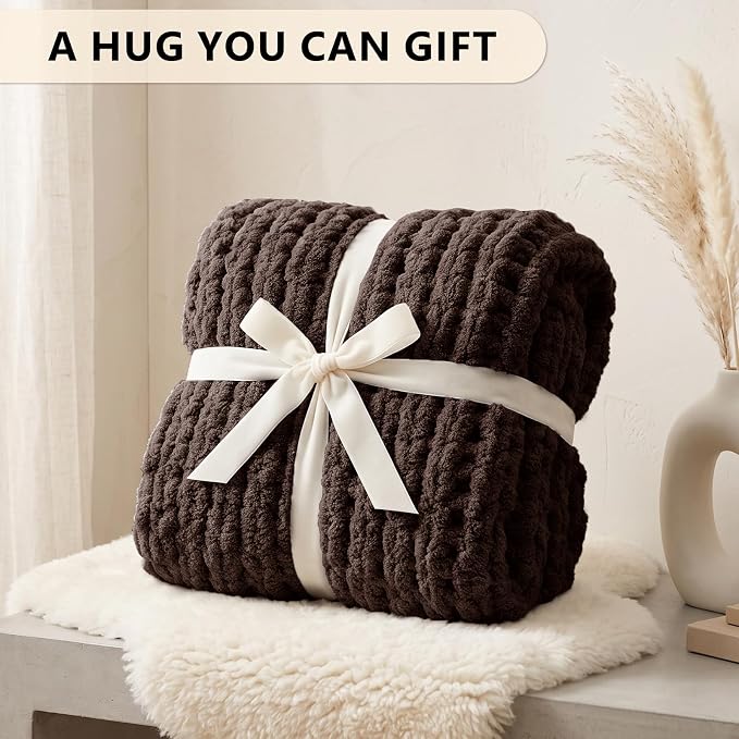 L'AGRATY Chunky Knit Throw Blanket for Couch, 50 x 60 Inches, Cocoa Brown | Handmade Chenille Crochet Blanket for Sofa Bed, Thick Cable Knitted Blankets for Room Home Decor, Birthday Gift for Women Mom