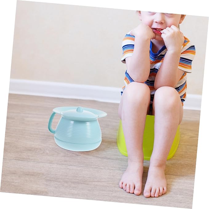 Toyvian Plastic Boys and Girls Urinal Potty Portable Bucket Toilet for Boys and Girls Women Travel Urinal Lid Easy to Clean