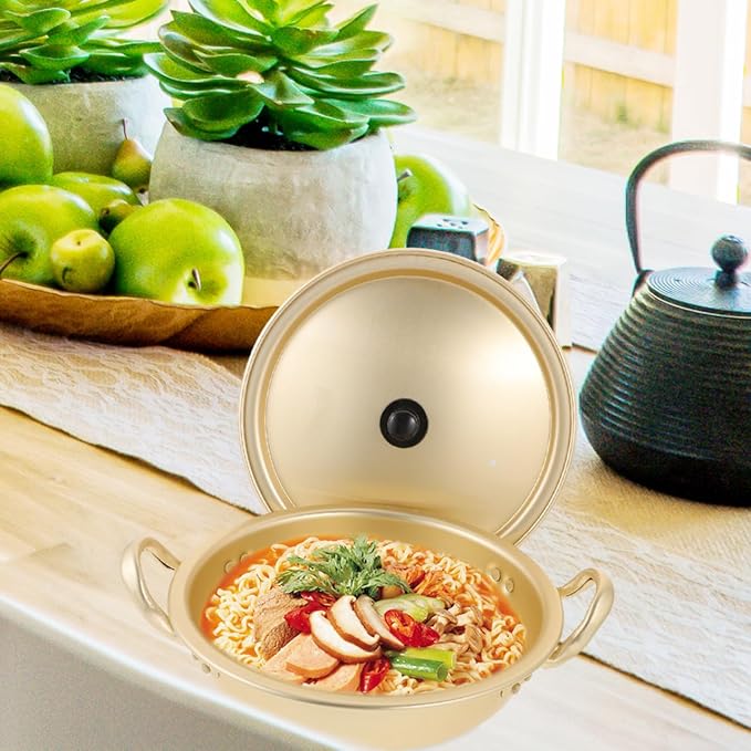 Luxshiny Korea Ramen Pot, Korean Ramen Cooking Pot with Lid Korean Noodle Pot Aluminum Noodle Hot Pot Shin Ramyun Pot for Kitchen Cookware (double Handle) (8.6in), 22X5CM, Golden, 809UF133R15Q