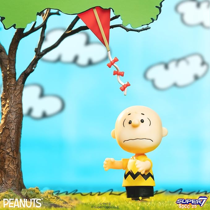 Super7 Peanuts Reaction Figures - Charlie Brown and The Kite-Eating Tree (Diorama Box) Action Figure