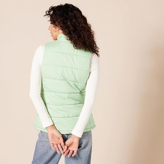 Amazon Essentials Women's Mid-Weight Puffer Vest