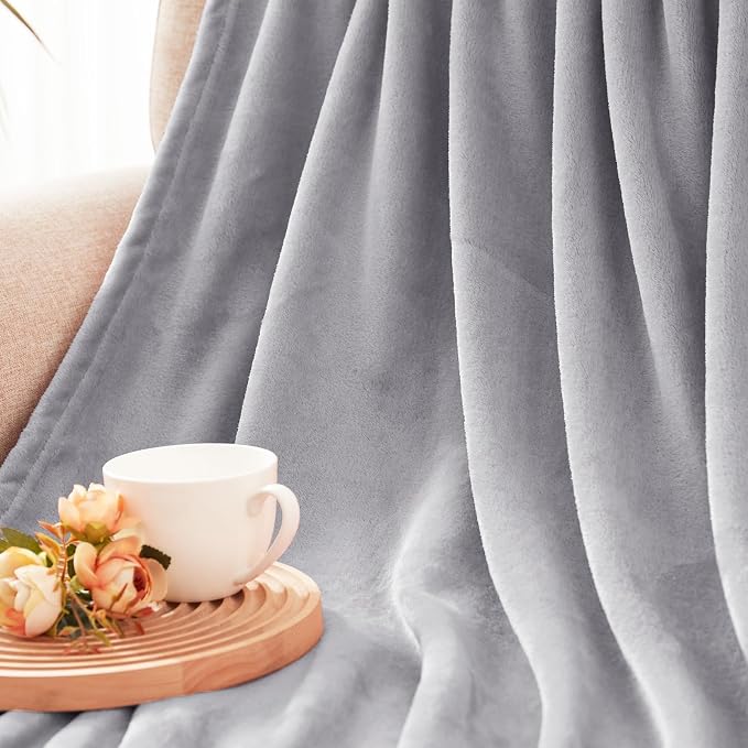 Exclusivo Mezcla Soft Large Fleece Throw Blanket for Couch, Light Grey | 50x70 Inches, Double-Sided Brushed Flannel, Lightweight Plush Cozy Blanket for Home Decor, All Season, Machine Washable