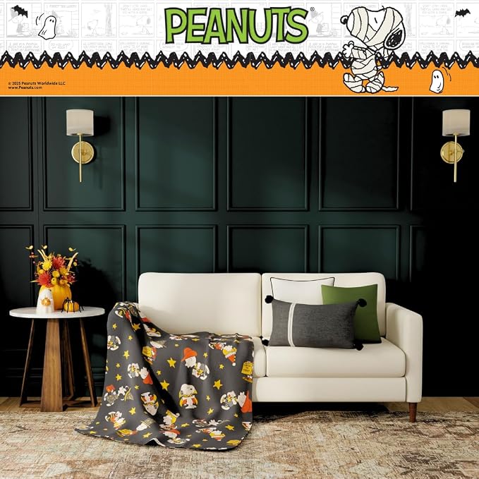 Peanuts Snoopy Cozy Throw 46 in x 60 in – Soft Cozy Plush for Couch, Bed & Travel, Halloween Snoopy & Charlie Brown Design (Officially Licensed Product) by Franco Collectibles