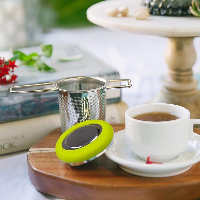 Tea Infuser Stainless Steel Tea Strainer Folding Handle Tea Filter Extra Fine Mesh Strainer Brewing Basket with Lid for Loose Leaf Tea (Green)