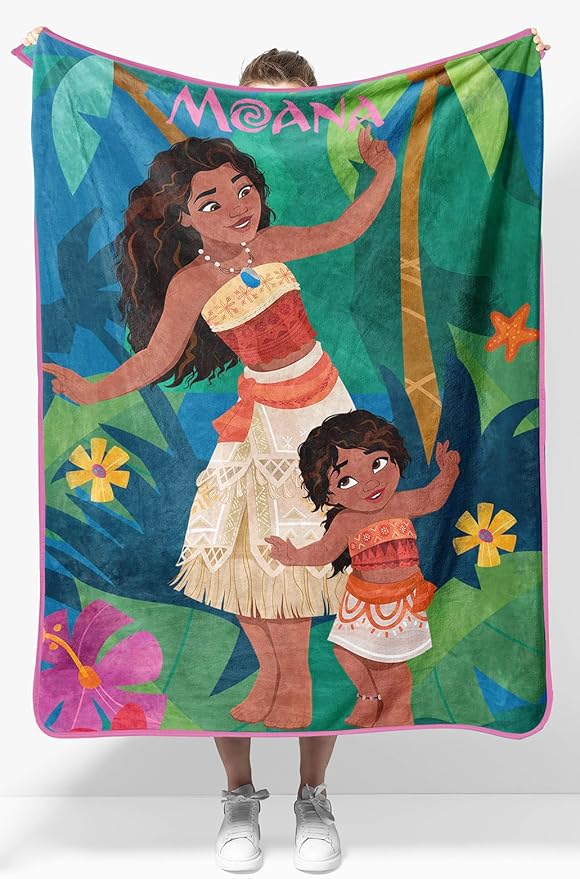 Jay Franco Disney Moana Plush Throw Blanket 40x50 – Soft Microfiber Kids Blanket Featuring Moana, Maui & HEI HEI, Officially Licensed, Machine Washable Gift for Girls