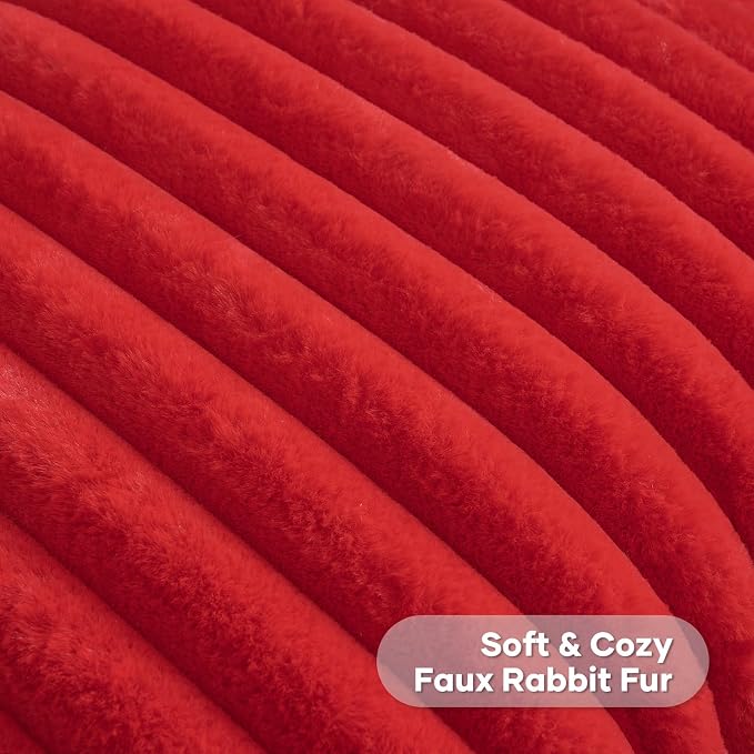 FUTEI Pack of 2 Faux Fur Throw Pillow Covers 22x22 Inch, Red | Fluffy Faux Rabbit Fur Front/Premium Velvet Back,Hidden Zipper,Machine Washable,Non-Shedding,Colorfast,Insert Not Included.