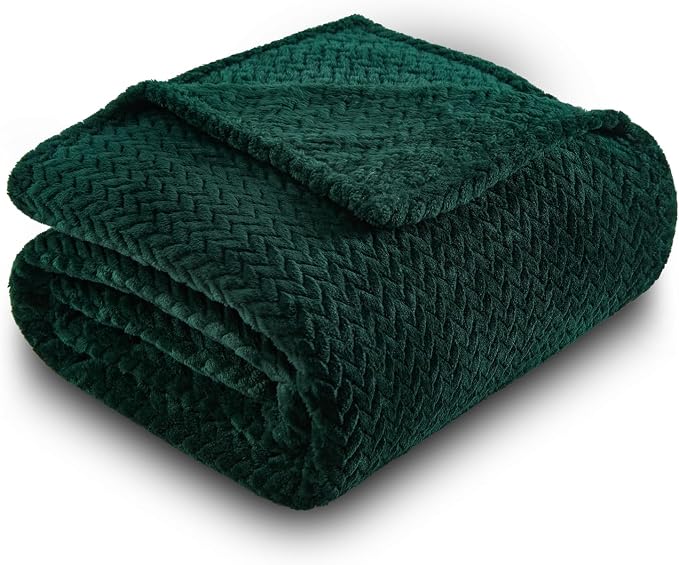 NEWCOSPLAY Fleece Leaves Pattern Throw Blanket, Forest Green, 50"x60" | Super Soft Throw Blanket, Lightweight Cozy Bed Sofa Blanket, Premium Silky Flannel Fleece, Travel Blanket for All Season Use
