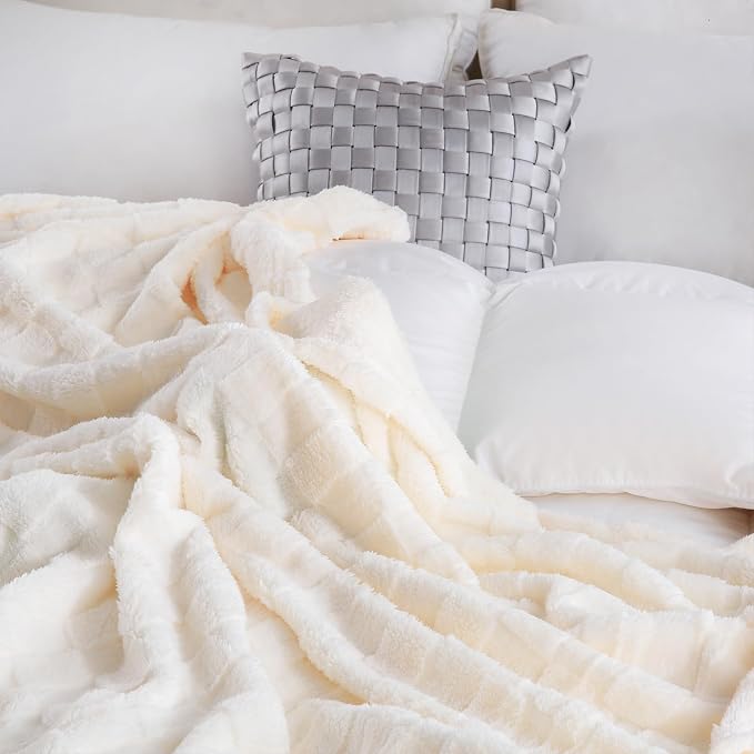 Cream White Fleece Throw Blanket 60”×80”Checkered Design for Couch | Super Soft Cozy Plush Microfiber 3D Square Pattern Flannel Blanket for Sofa Bed Lightweight for Adults,Women