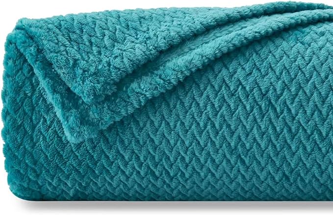 NEWCOSPLAY Fleece Leaves Pattern King Blanket, Dark Blue, 90"x110" | Super Soft Throw Blanket, Lightweight Cozy Bed Sofa Blanket, Premium Silky Flannel Fleece, Travel Blanket for All Season Use