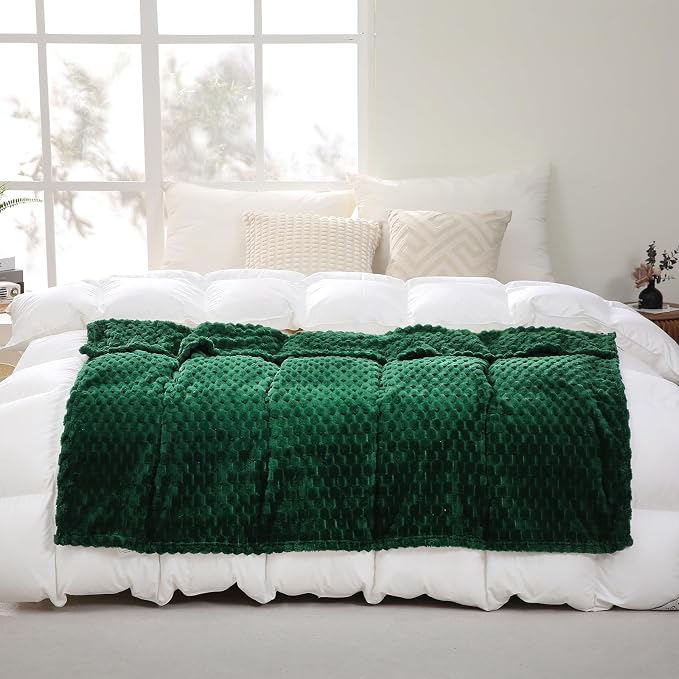 Dark Hunter Green Throw Blanket 50"×60" Fuzzy 3D Jacquard Decorative | Flannel Fleece Super Soft Plush Cozy Blanket for Couch Sofa Chair Lightweight