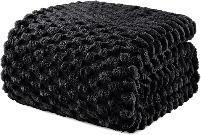 Exclusivo Mezcla 3D Fleece King Size Blanket for Bed, Black | Extra Soft Fuzzy Plush Lightweight Bed Blankets, Cozy Fluffy Decorative Blankets for All Seasons, 90x104 Inches