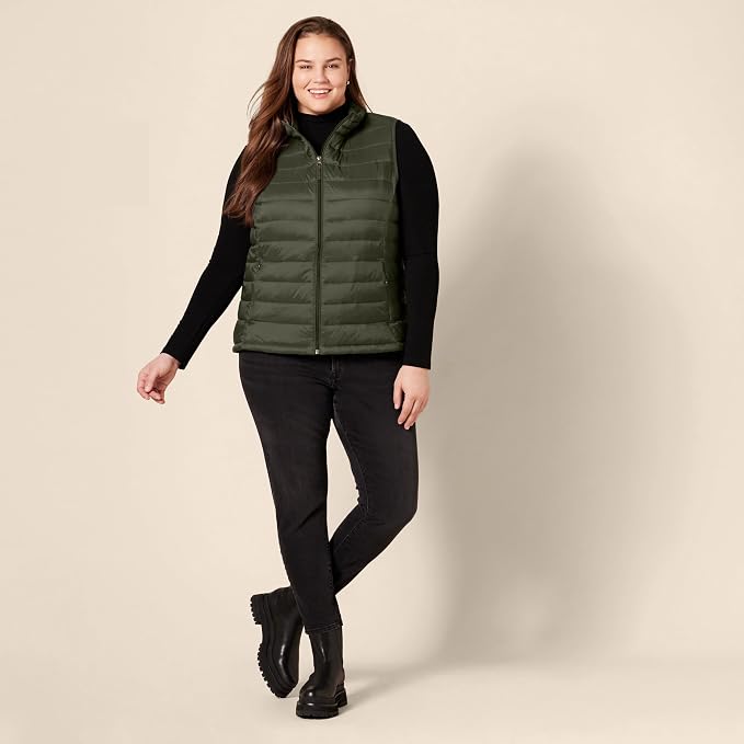 Amazon Essentials Women's Lightweight Water-Resistant Packable Puffer Vest