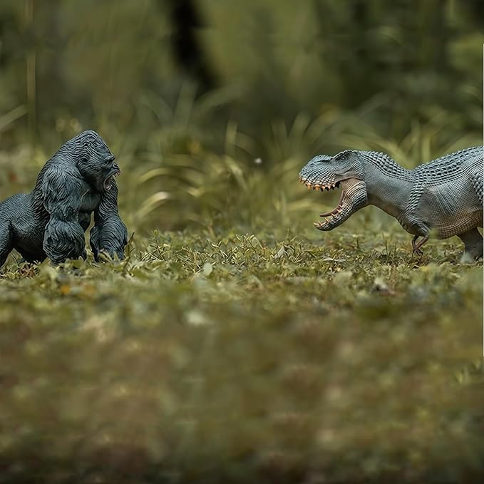 Gorilla Toys with Realistic Rock Action Figure Rampage Gorilla Fight Mode Gorilla Ape Solid Wild Animal Figurines for Role Playing Story Telling Toy and Birthday for Kids