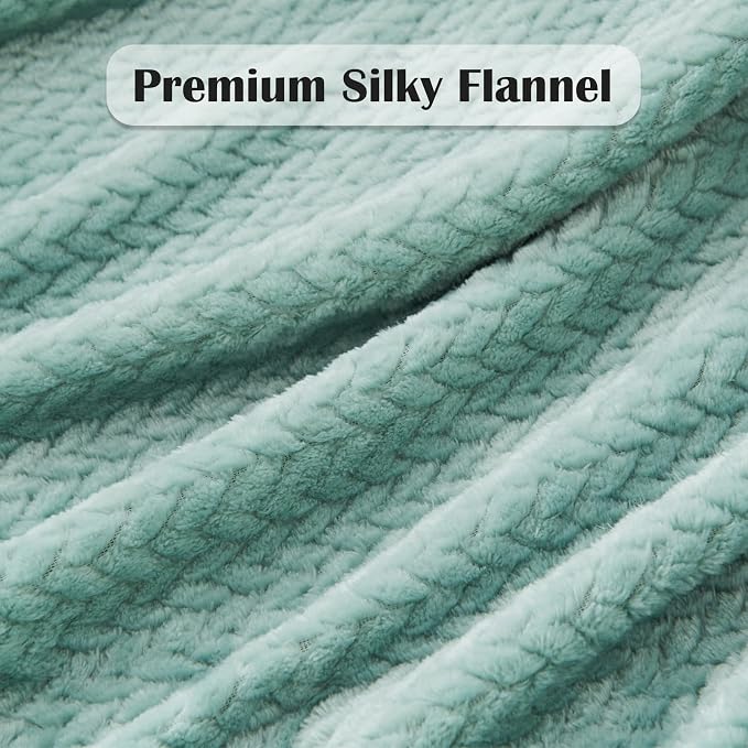 NEWCOSPLAY Fleece Leaves Pattern Twin Blanket, Mint Green, 60"x80" | Super Soft Throw Blanket, Lightweight Cozy Bed Sofa Blanket, Premium Silky Flannel Fleece, Travel Blanket for All Season Use