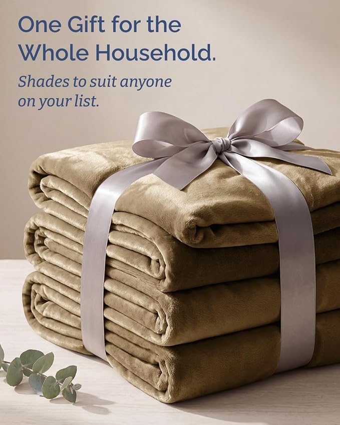 Ultra Soft Fleece Blanket Giant Blanket Size - Flannel Fleece Luxury Blanket - Lightweight for Couch Bed Chair - Thick, Warm and Breathable - All Season Cozy, Camel