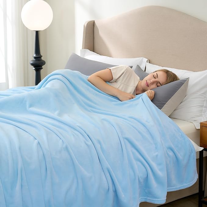 Hansleep Full Light Blue Fleece Blanket, Soft Flannel Bed Blanket | Fuzzy Cozy Blanket 84x90 Inches, Multi-use for Bed, Sofa, Couch, Travel, Camping, All Season Warm Lightweight Cover