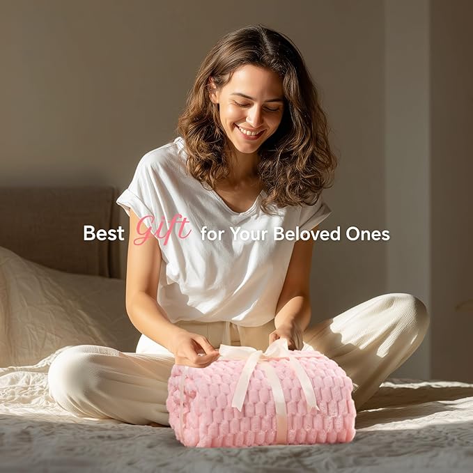 BEDELITE Pink Throw Blanket for Couch, Soft Cozy Gifts for Women, 50 * 60 | 3D Jacquard Decorative Fleece Blanket, Super Soft Plush Throws, Cute Birthday Gift for Women & Men, Suitable for All Seasons