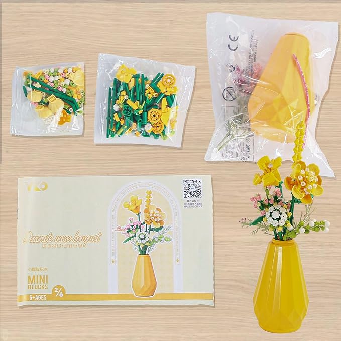 Flower Bouquet Micro Building Set with Vase, Botanical Collection Building Toy, Artificial Flowers Building Blocks Toy Home Office Decor