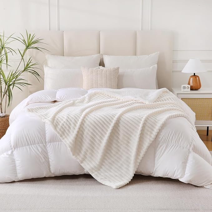 Cream White Sherpa Fleece Throw Blanket 50”×60” for Couch Sofa | Double Side Soft Fuzzy Cozy Plush Thick Flannel Blanket with Striped Design Gift for Adults,Woman