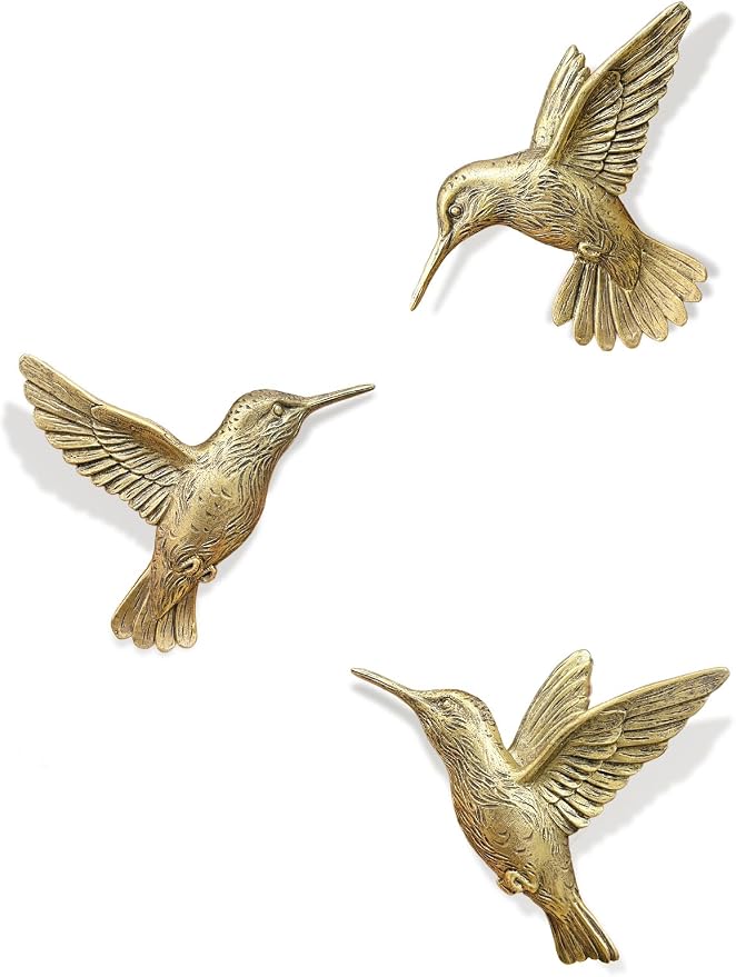 GUSFREUD 3D Hummingbird Wall Decor Set - Brass Resin Bird Wall Decor for Living Room, Bedroom and Gallery Walls - Vintage Gold - Set of 3