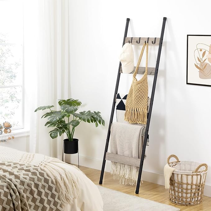 HOOBRO Blanket Ladder, 5-Tier Towel Rack with Hooks, Wall-Leaning Blanket Rack, Decorative Display Ladder Shelf, Scarves, Industrial, Living Room, Bedroom, Greige and Black BG52CJ01