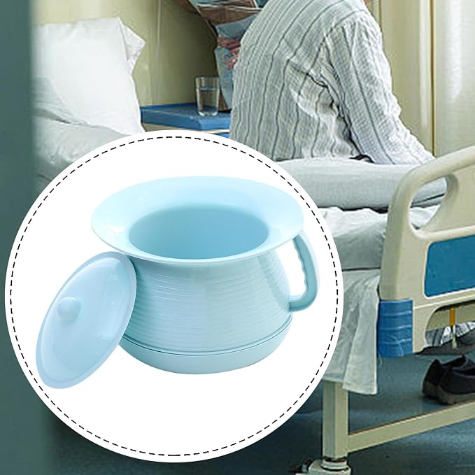 Spittoon Urinal with Lid Travel Potty Thickened Stable Base Small Portable Kids Spittoon Potty Pot for Home Use Seniors, Blue