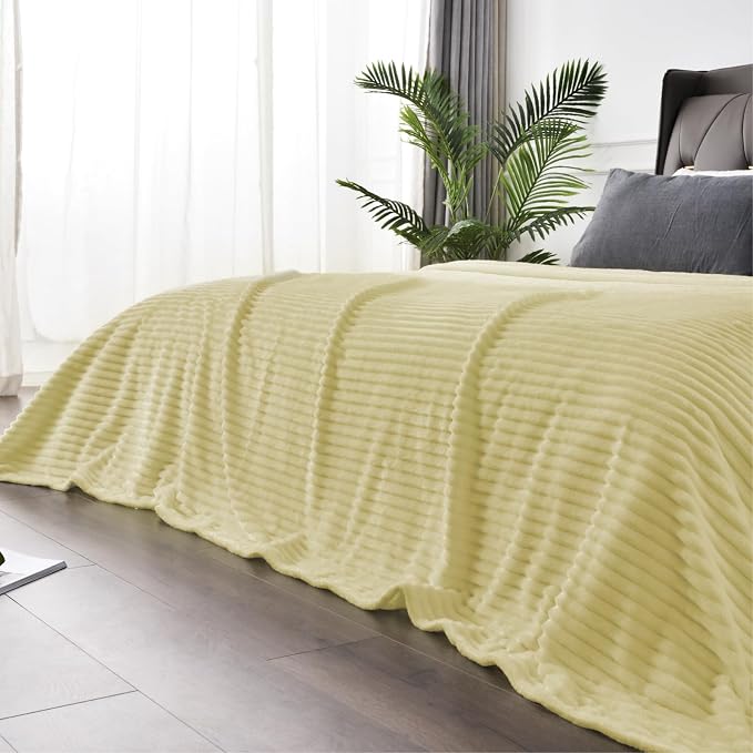 BEDELITE Ribbed Transparent Yellow Fleece Twin Blanket for Bed, 60x80 Inch | Soft Warm Decorative Fluffy Blanket, Cozy Plush Lightweight Fuzzy Throw Blanket for Couch Sofa Room Decor, Gift for Women