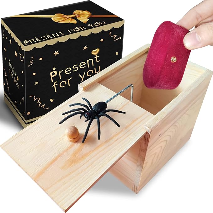 Rubber Upgraded Big Spider Prank Box Practical Maximum Version, Can Hold a Ring Credit Card Chain Perfume Watch, Handcrafted Wooden Surprise Box, Fun Practical Surprise Joke Boxes