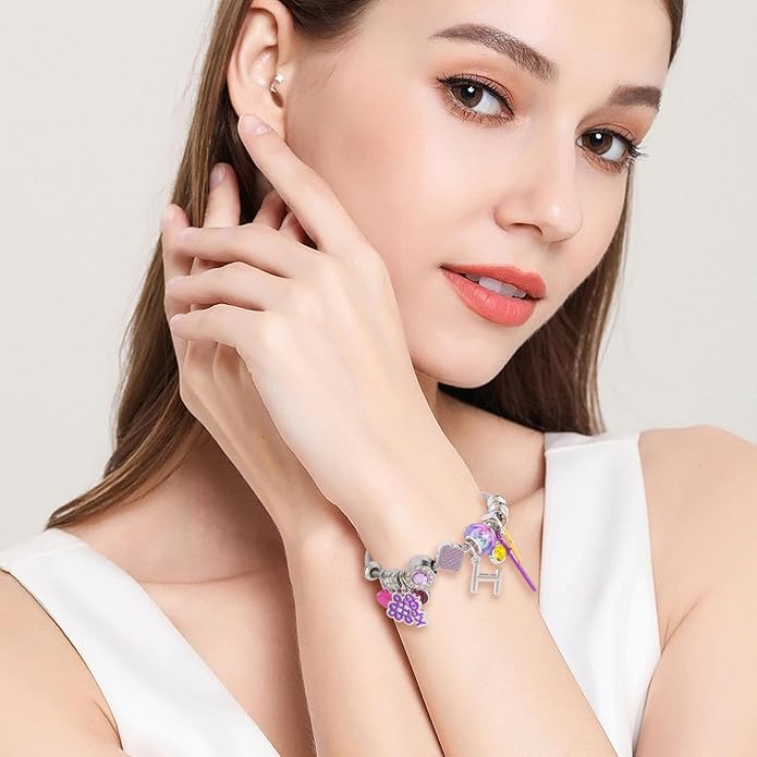 K-Pop Merch Toys Bracelet Gifts for Girls,Valentines Day Gifts Stuff Merchandise Jewelry Accessories for Women,Birthday Gift for Sister