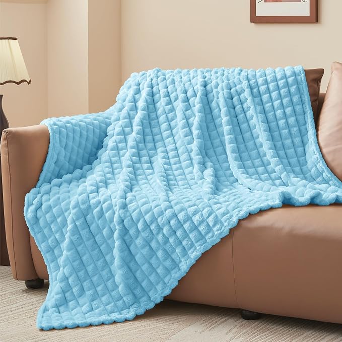 BEDELITE Light Blue Checked Fleece Twin Throw Blanket for Bed, 60x80 Inch | Soft Warm Fuzzy Fluffy Blanket for Couch Sofa, Lightweight Plush Cozy Throws for Home Room Decor, Gift for Women, All Season