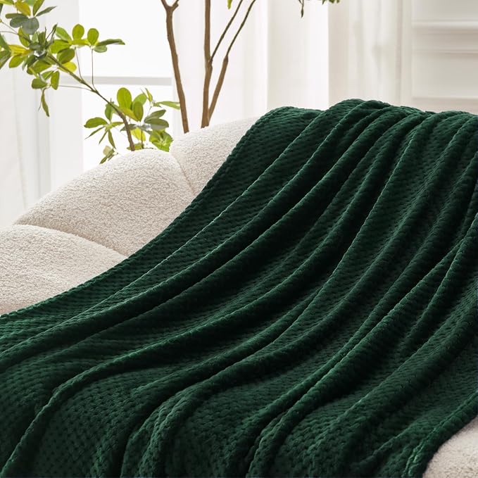 Exclusivo Mezcla Soft Waffle Fleece Bed Blanket Queen Size, Green | Lightweight Plush Blanket for Bed, Bedroom, Cozy Flannel with Waffle Texture, Stylish Home Decor, All Season, 90x90 Inches