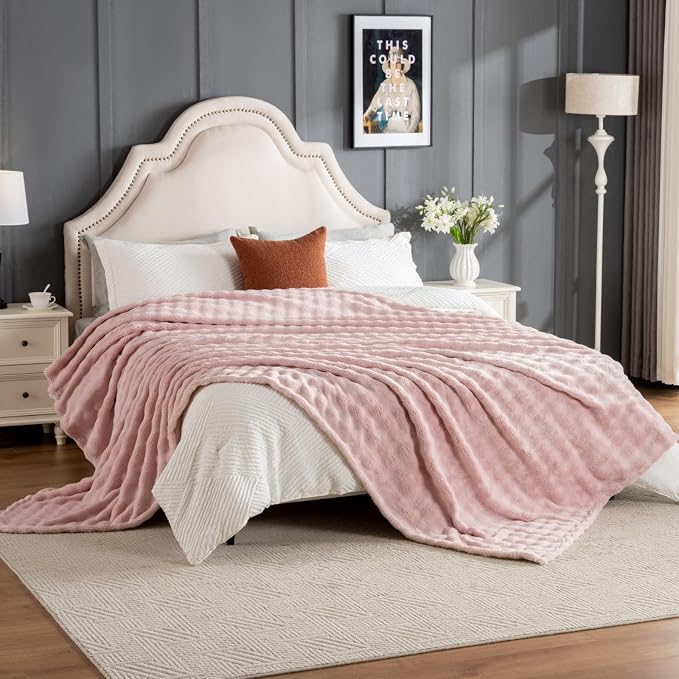 Faux Fur Bed Blankets Queen Size Pink, Soft Fluffy Bubble Blanket for Couch Sofa, Thick Warm Plush Fuzzy Rabbit Fur Large Blanket for All Season Use, 90"X 90"