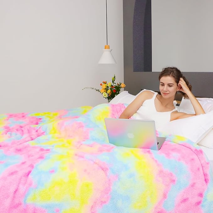 MUGD Lightweight Blanket Fleece Big Blanket Fuzzy Throw Blanket for Bed Queen Size