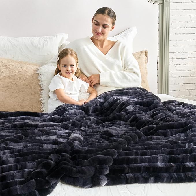 Cozy Bliss Faux Fur Throw Blanket for Couch, Cozy Warm Plush Striped Blanket for Sofa Bedroom Living Room, 50 * 60 Inches Tie-dye Black