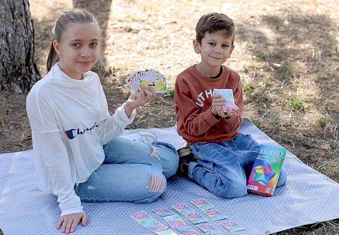 Action, by Magilano - The New exciting Card Game for Kids and Adults.