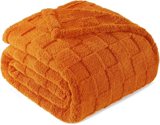 Exclusivo Mezcla 3D Checkered Fleece King Blanket for Bed, Burnt Orange | Super Soft and Cozy Fluffy Blanket, Lightweigh and Breathable Blanket for Living Room, Bedroom, Decor, All Season, 104"x90"