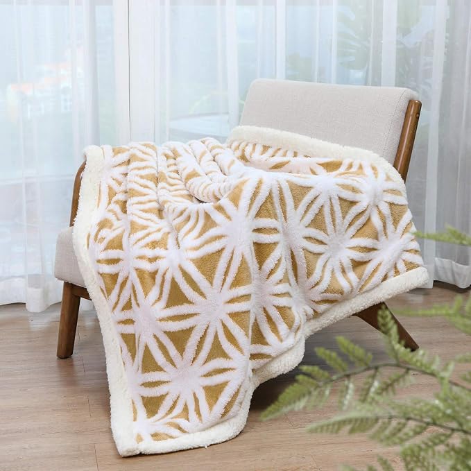 LOMAO Sherpa Fleece Blanket Gifts for Mom Dad Cozy Soft Throw Blanket for Women Men Birthday Gifts Dual Sided Couch Sofa Bed Blanket (Yellow, 71''x80'')