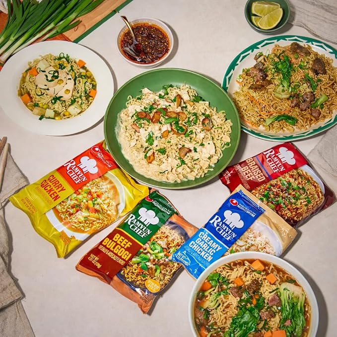 Nongshim Ramyun Chef, Stir Fry Style Instant Ramyun Noodles with Sauce Mix, Garlic Chicken, 4.23 Oz (Pack of 4)