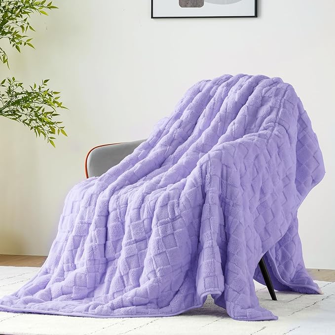 Uttermara Blankets for Adults Queen Size, 15lbs 60x80 inches Blanket with Soft Warm Plush Jacquard Sherpa, Washable Thick Throw, Light Purple