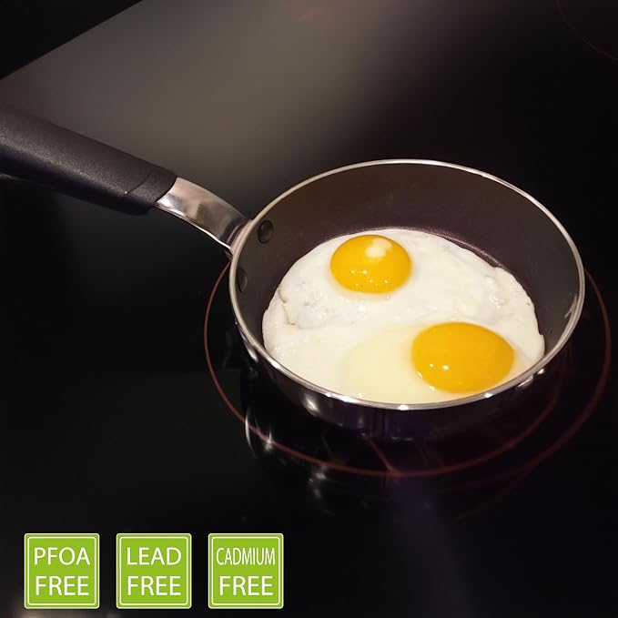 TECHEF - 5.5-Inch One Egg Frying Pan, Coated with New Teflon Select/Non-Stick Coating (PFOA Free) / Made in Korea (5.5-Inch)